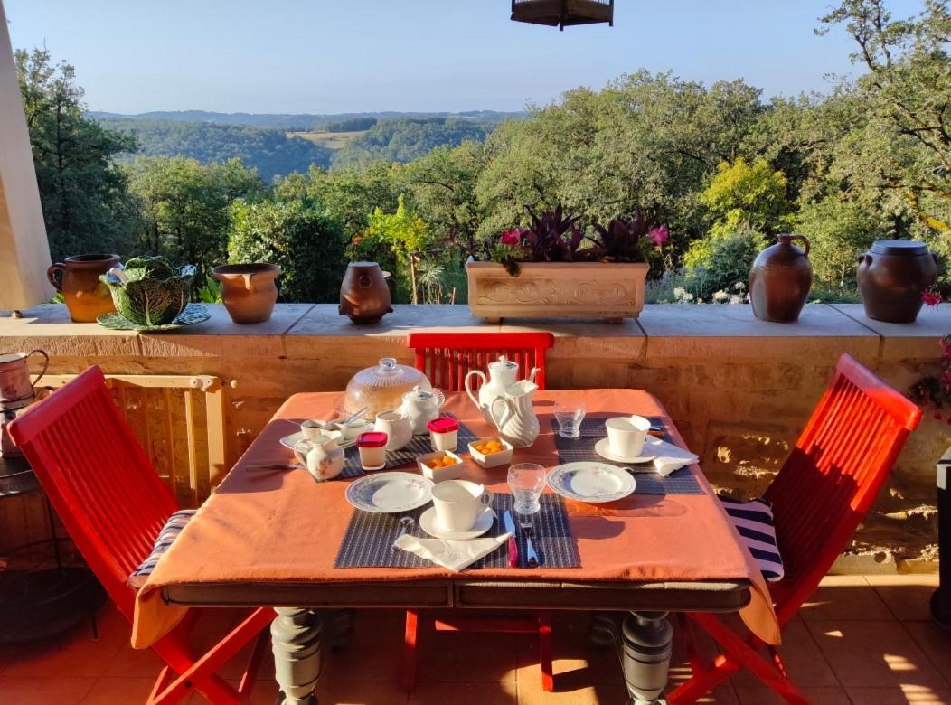 Bed and Breakfast Le Colombie Gouleme Concores Exterior foto