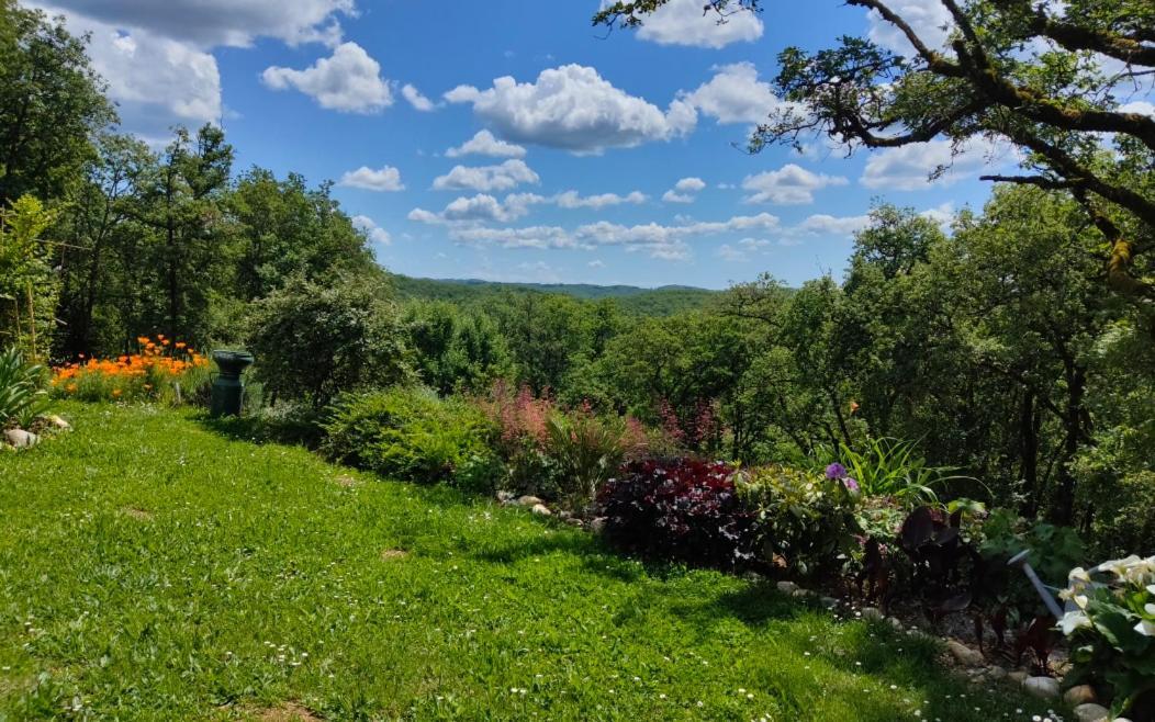Bed and Breakfast Le Colombie Gouleme Concores Exterior foto